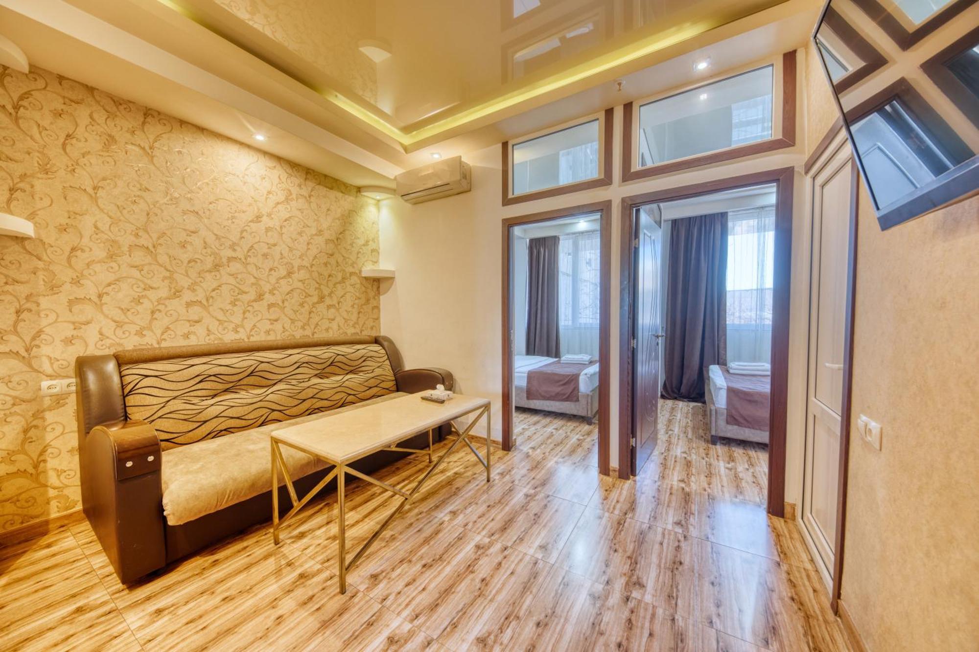 Aleppo Hotel Γιερεβάν Εξωτερικό φωτογραφία