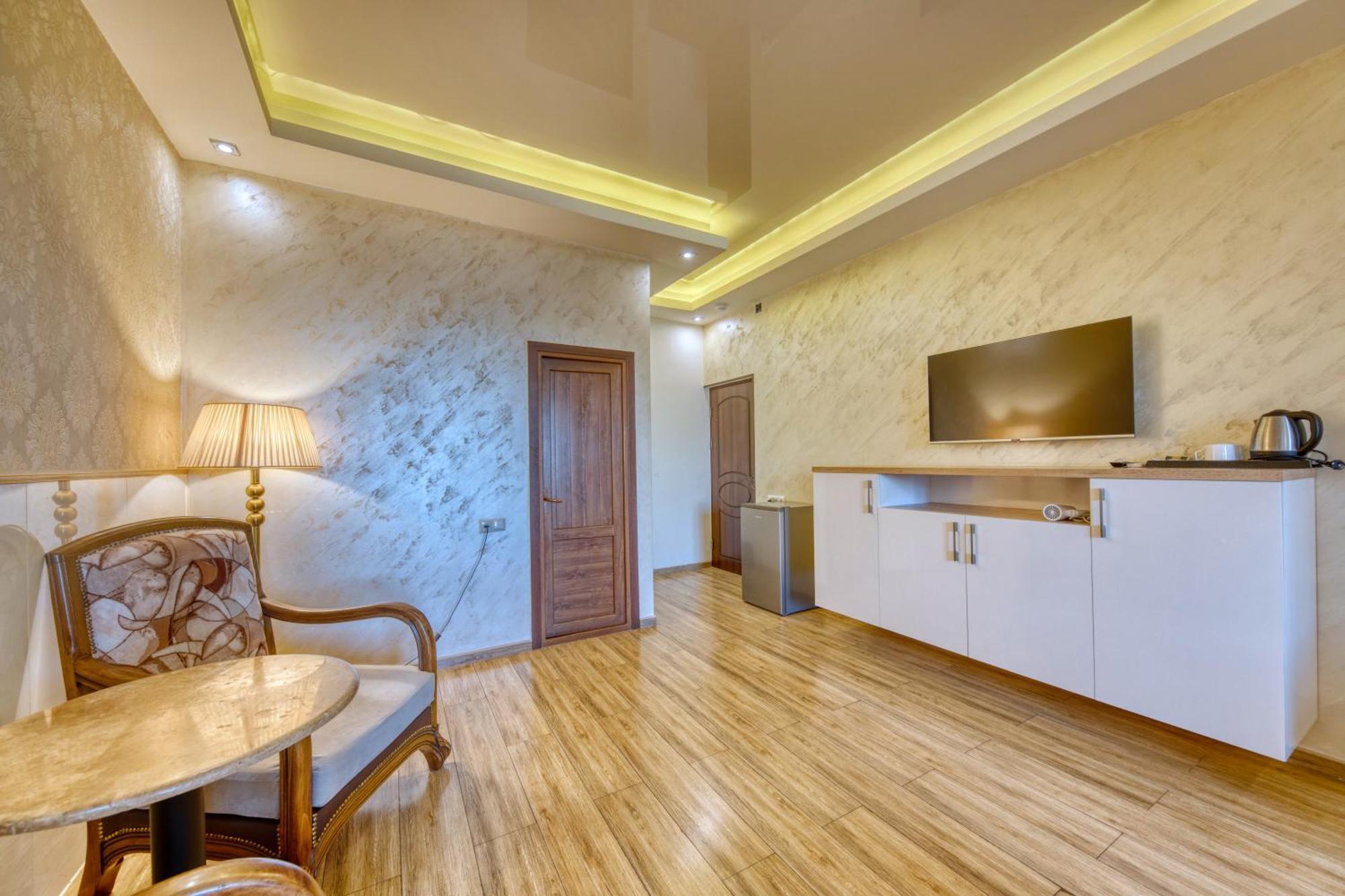 Aleppo Hotel Γιερεβάν Εξωτερικό φωτογραφία