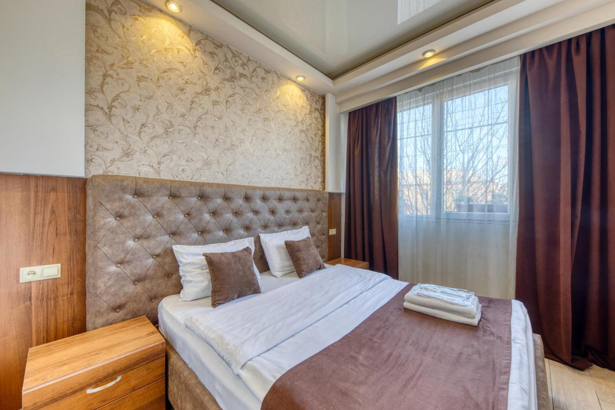 Aleppo Hotel Γιερεβάν Εξωτερικό φωτογραφία