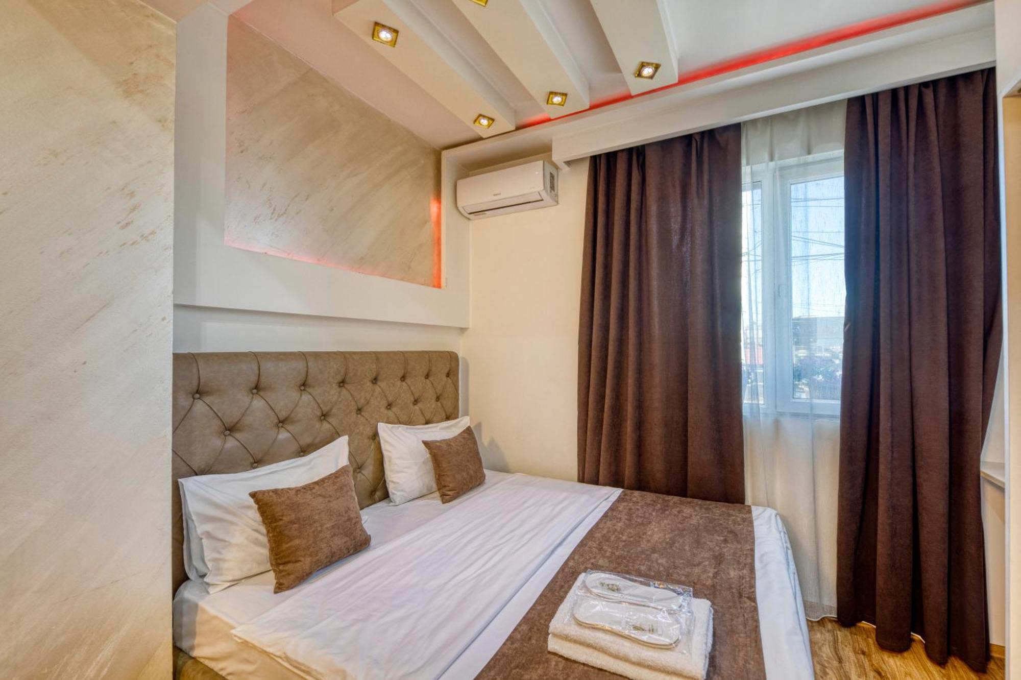 Aleppo Hotel Γιερεβάν Εξωτερικό φωτογραφία