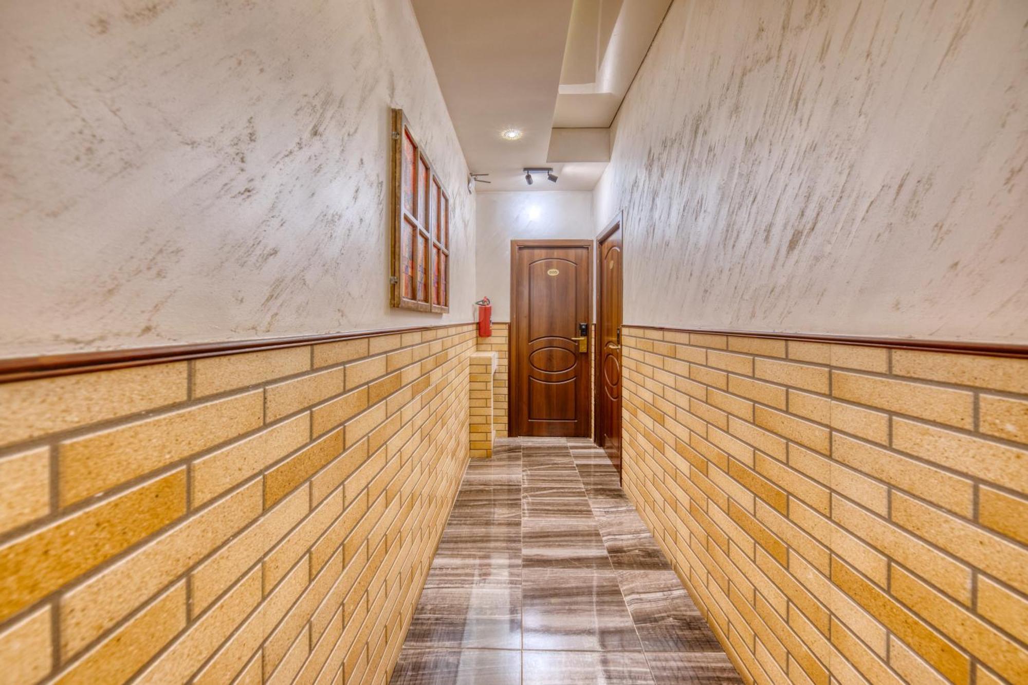 Aleppo Hotel Γιερεβάν Εξωτερικό φωτογραφία